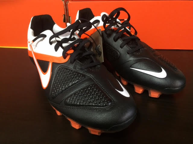 nike ctr360 maestri ii